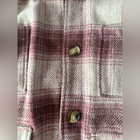 American Eagle Sherpa Lined Shacket - Picture 5 of 7